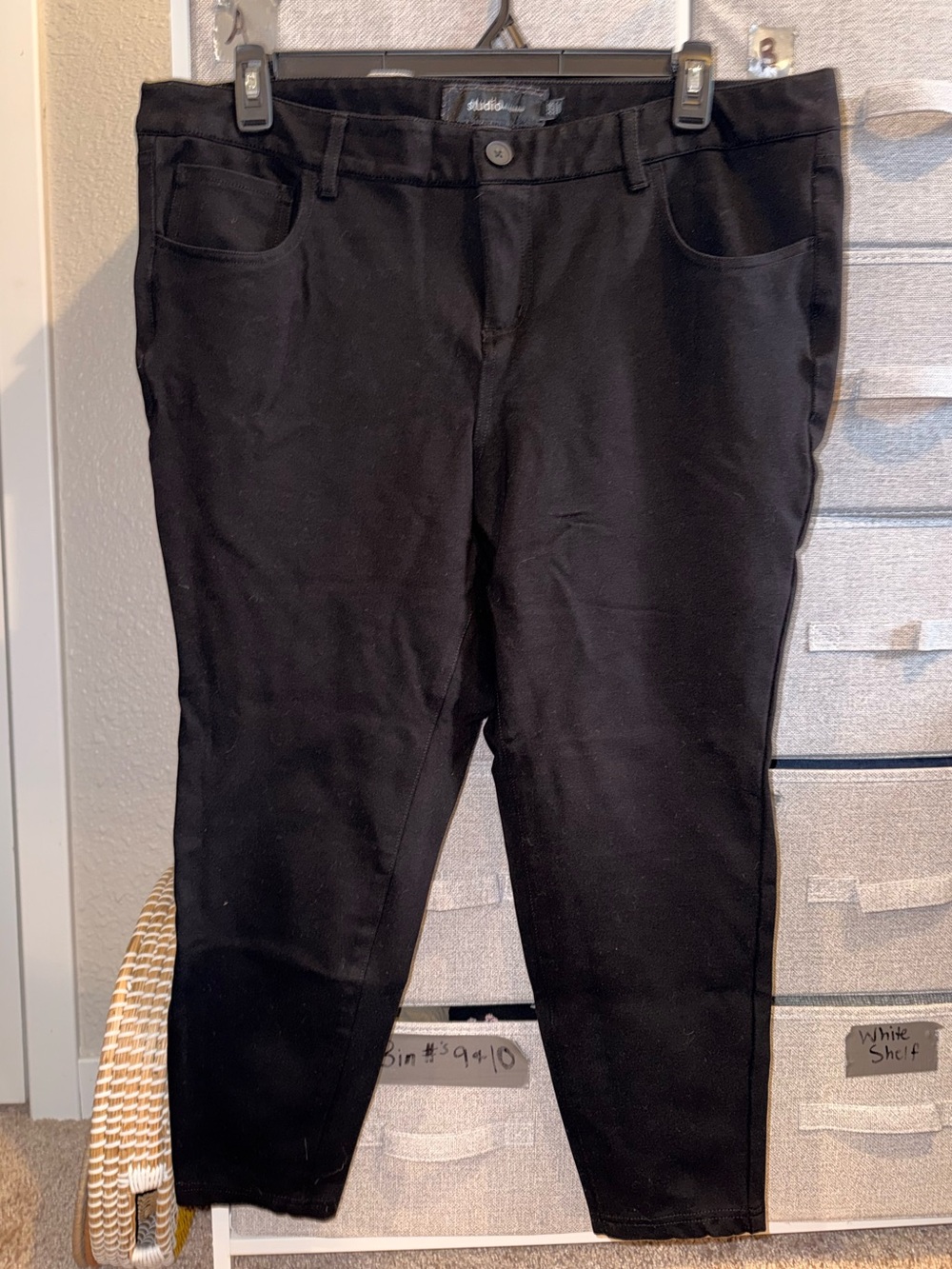 Torrid Studio pants size 22R